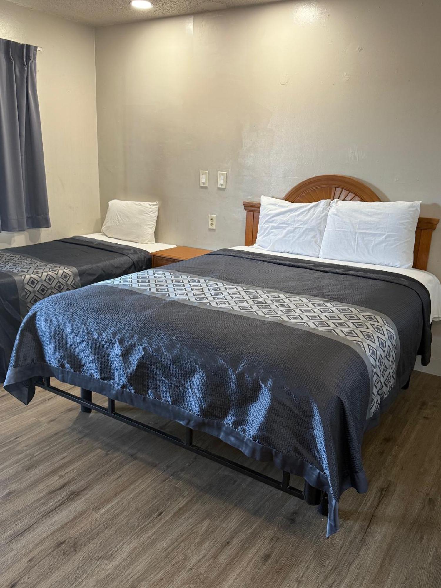 Apple Valley Motel Eksteriør bilde